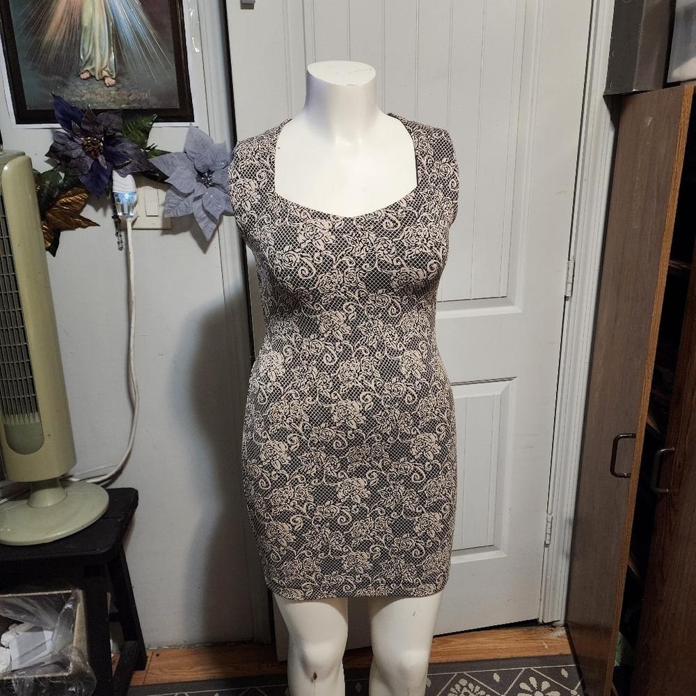 Ofrecer 21 mínimo dress for women size  small